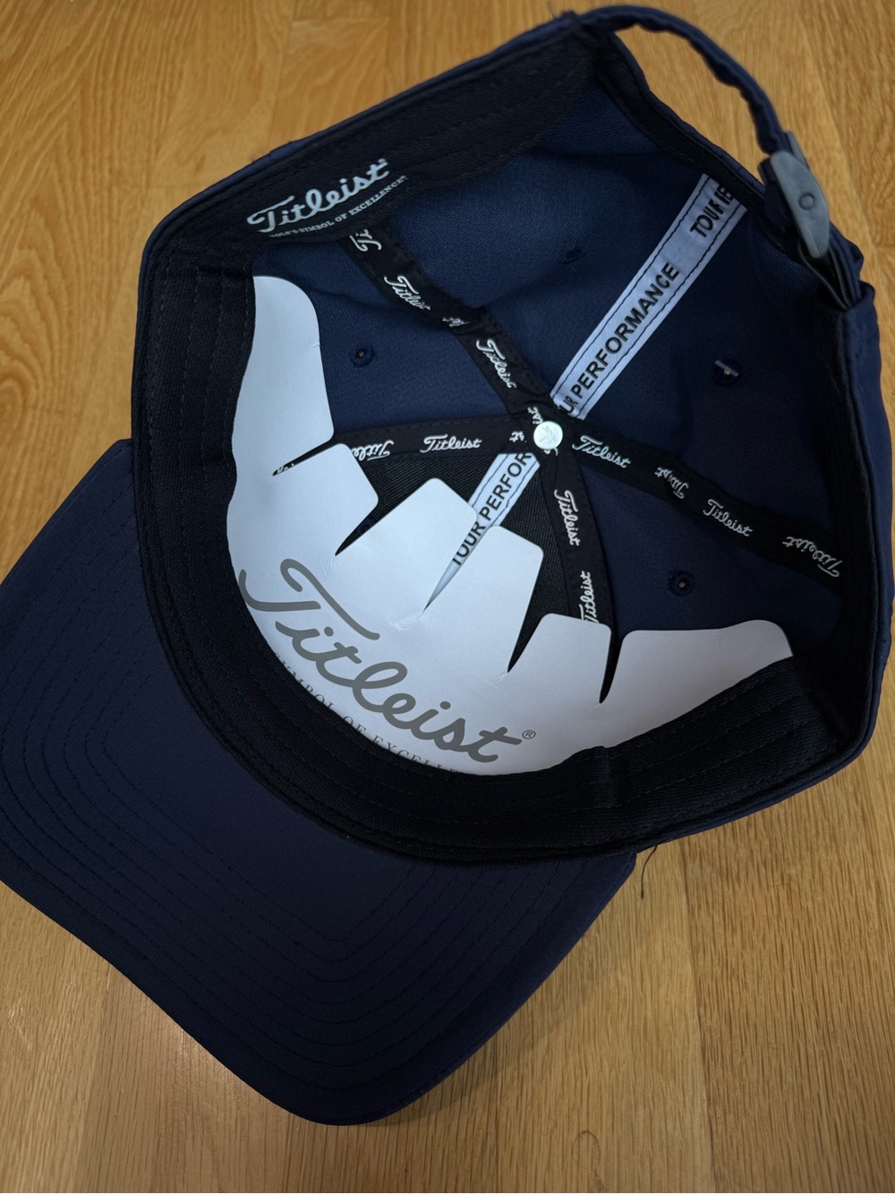 Titleist Black Cap with White Script Logo - Picture 4 of 4